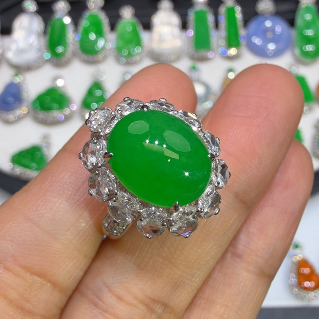 翡翠18K金镶嵌戒指收到货48小时鉴赏期