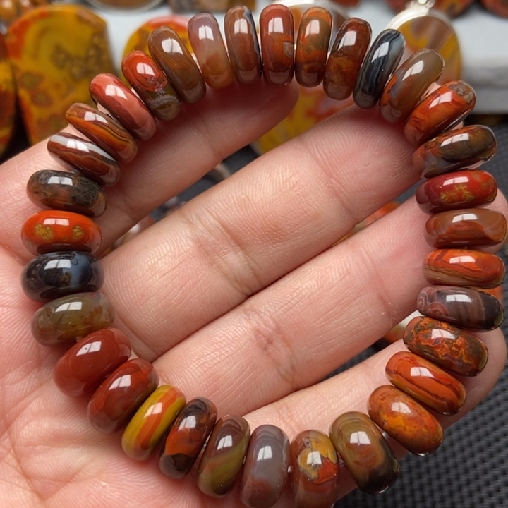 玛瑙/玉髓手串未镶嵌