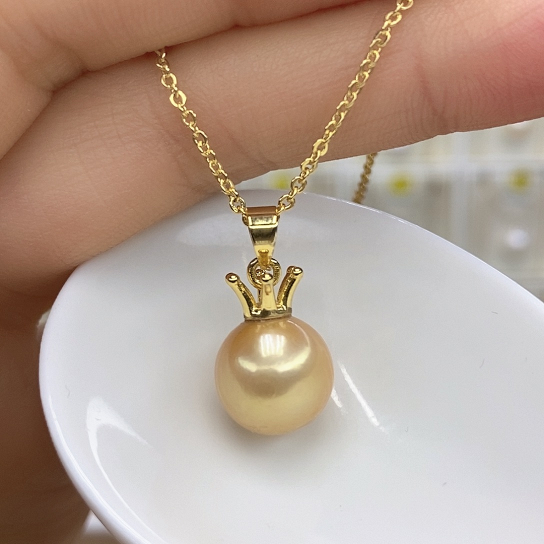 淡水珍珠吊坠(赠链)18K金镶嵌