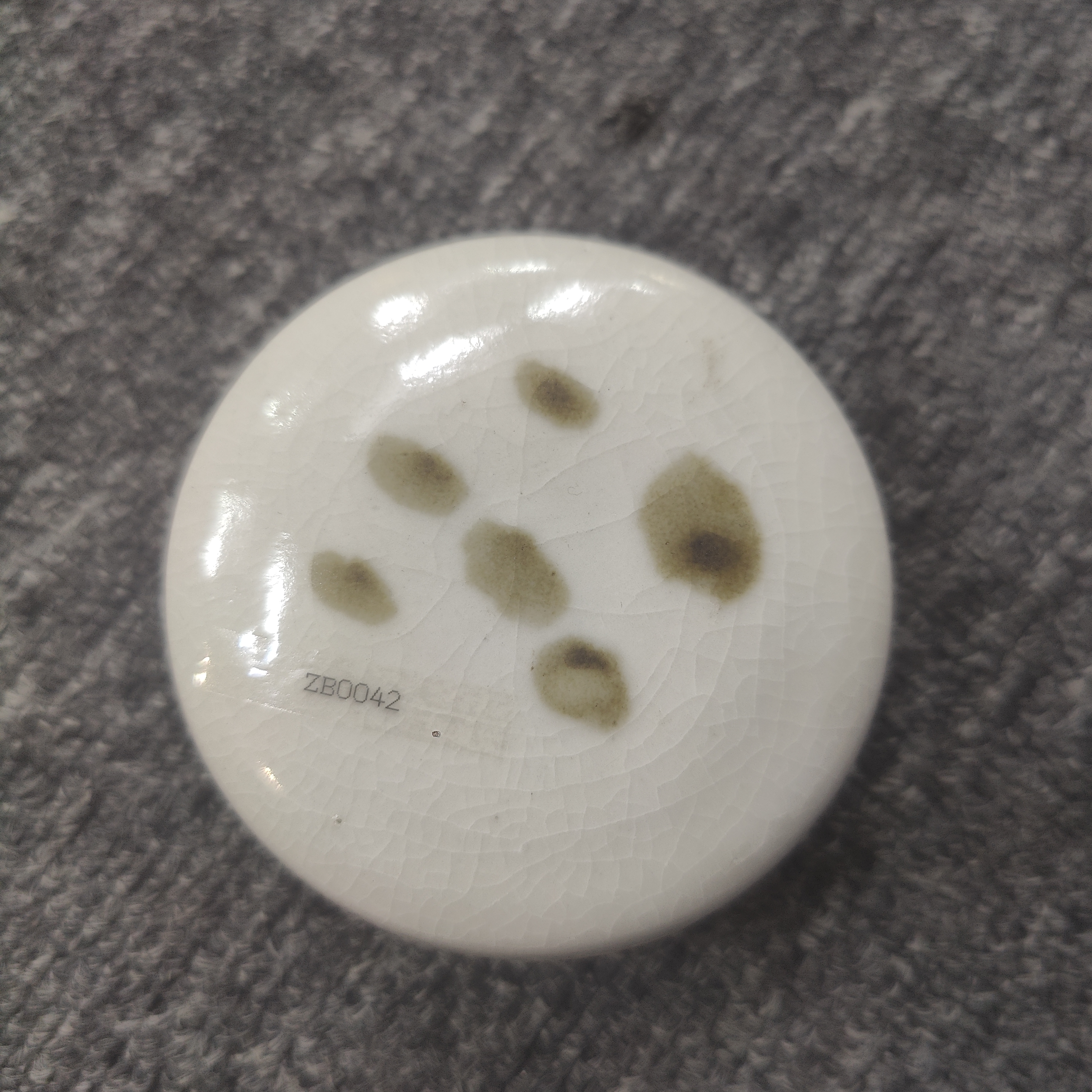 古陶瓷白釉开片胭脂盒/印泥盒