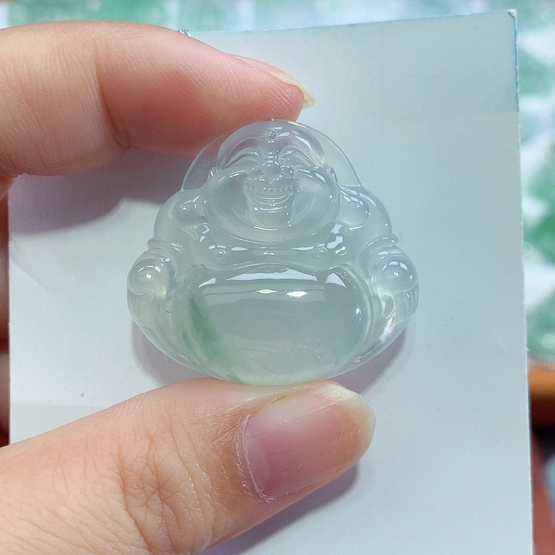 颈饰未镶嵌翡翠佛