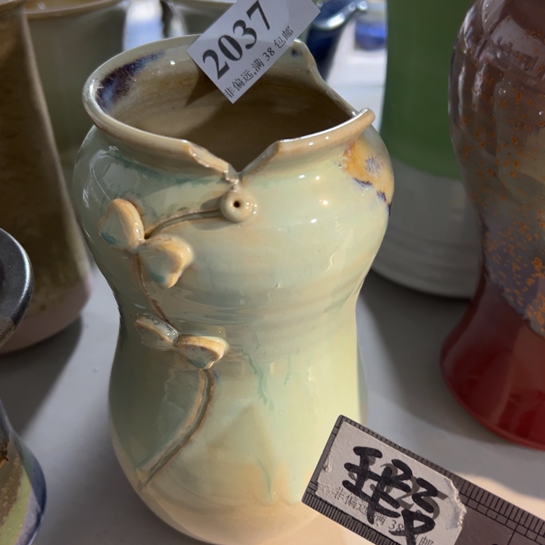 红陶口6高16瑕疵