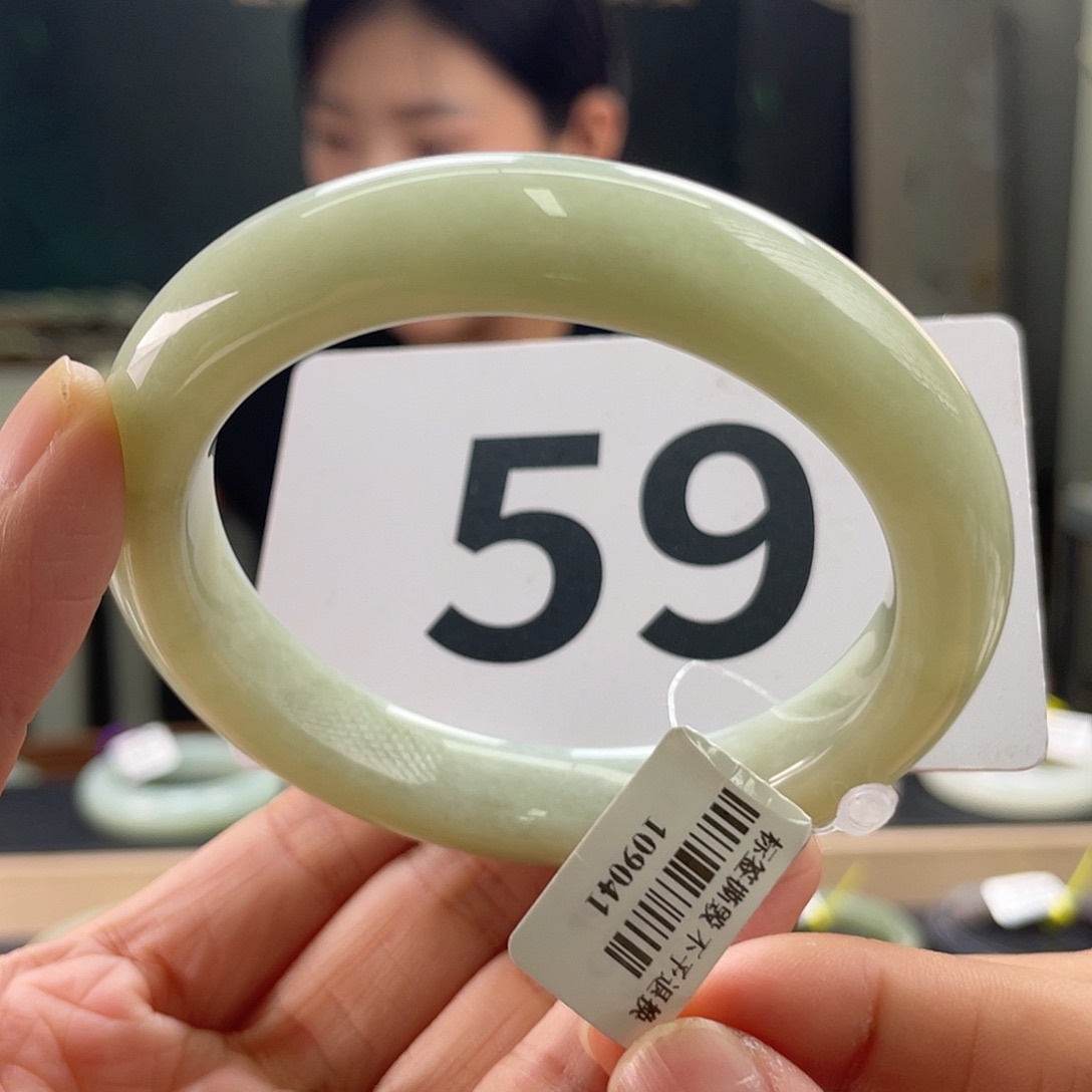 和田玉手镯未镶嵌191