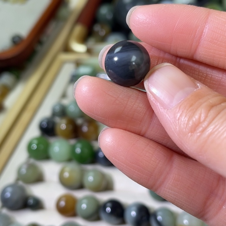 和田玉（糖玉）未镶嵌珠宝半成品14