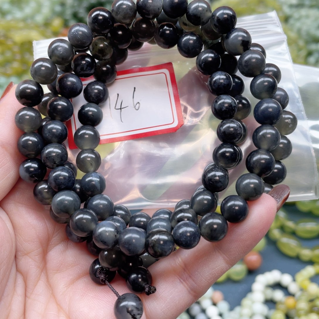 未镶嵌蛇纹石玉手串