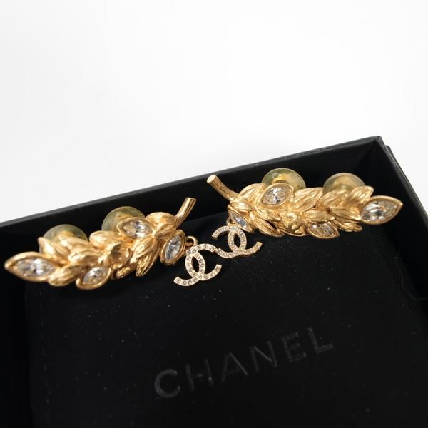 Chanel 闪钻金叶耳夹