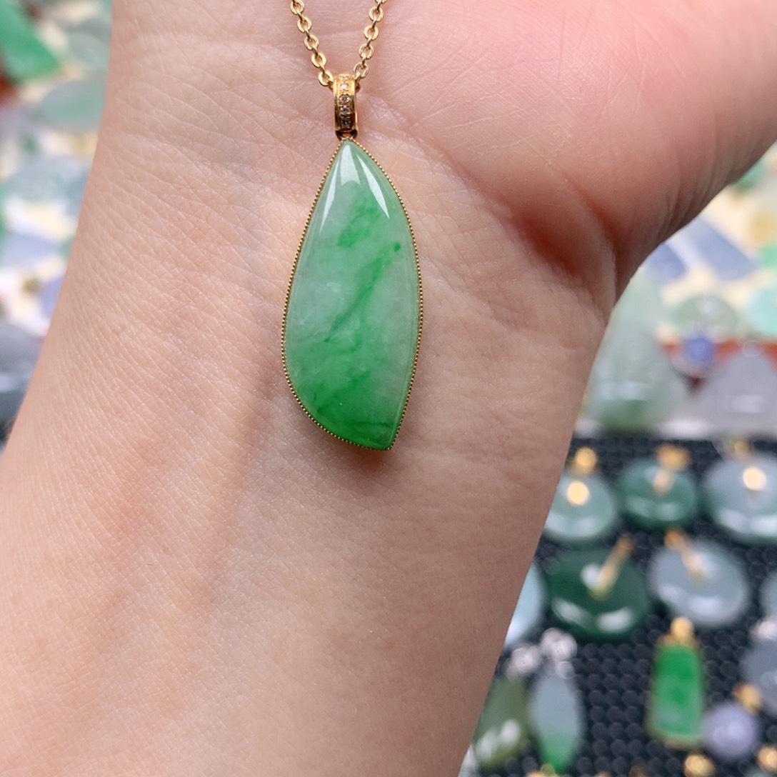 【闪购商品】翡翠18K金镶嵌吊坠(不含链)