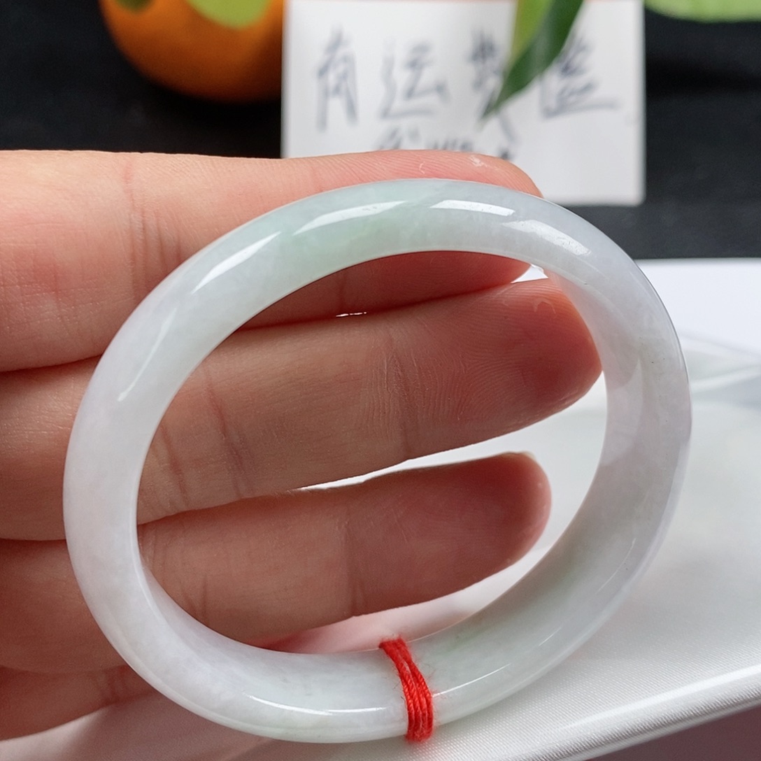 【闪购商品】翡翠手镯（贵妃镯）未镶嵌259号