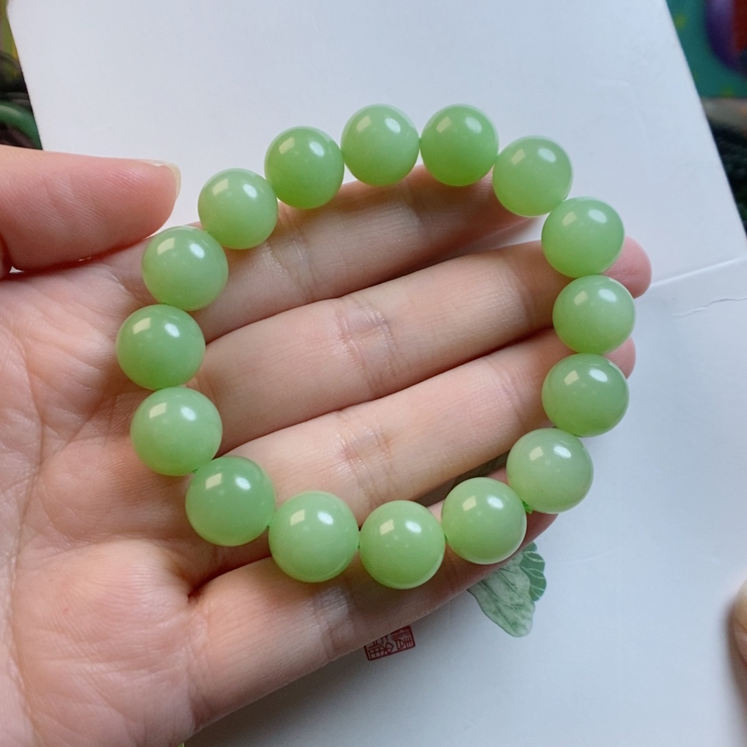 和田玉手链未镶嵌翠青