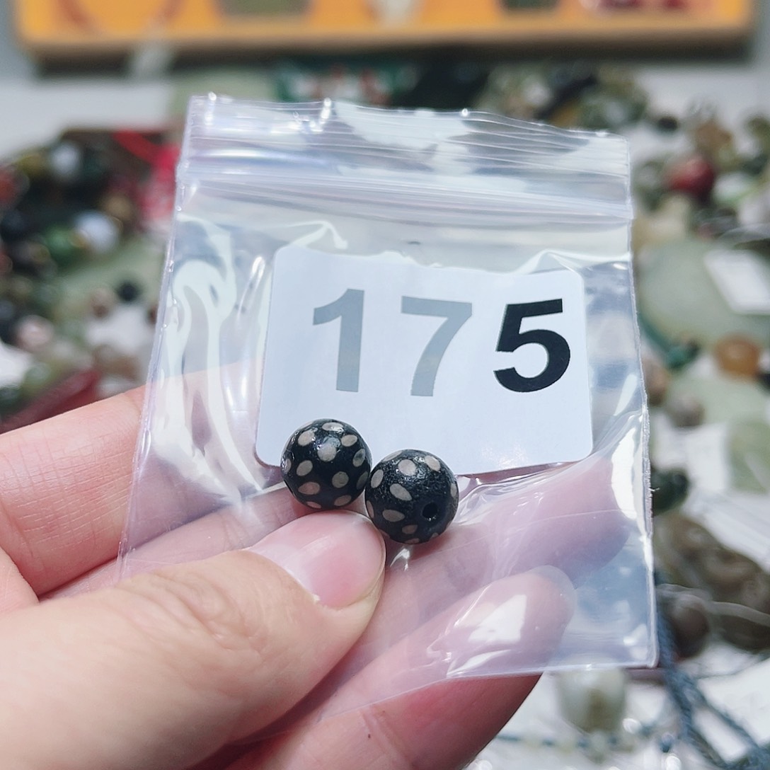 玛瑙/玉髓颈饰合金