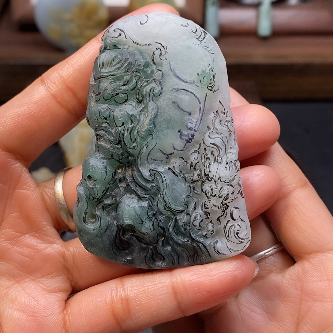 友***尽定制翡翠未镶嵌毛货抛光