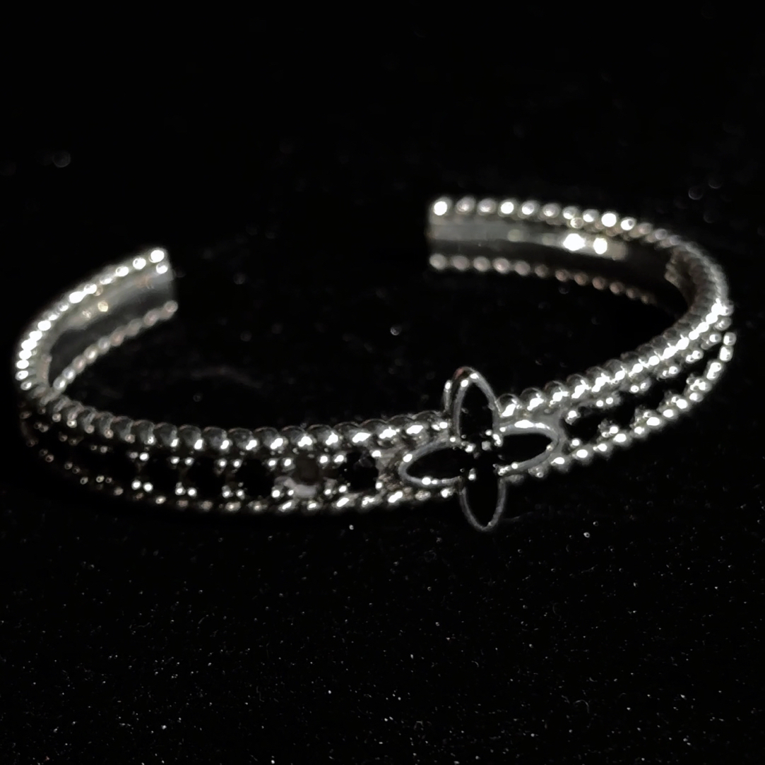 合金手镯 【陨灭 冰糖梅花 手镯】老花黑锆手镯风发字嘻哈潮人街头