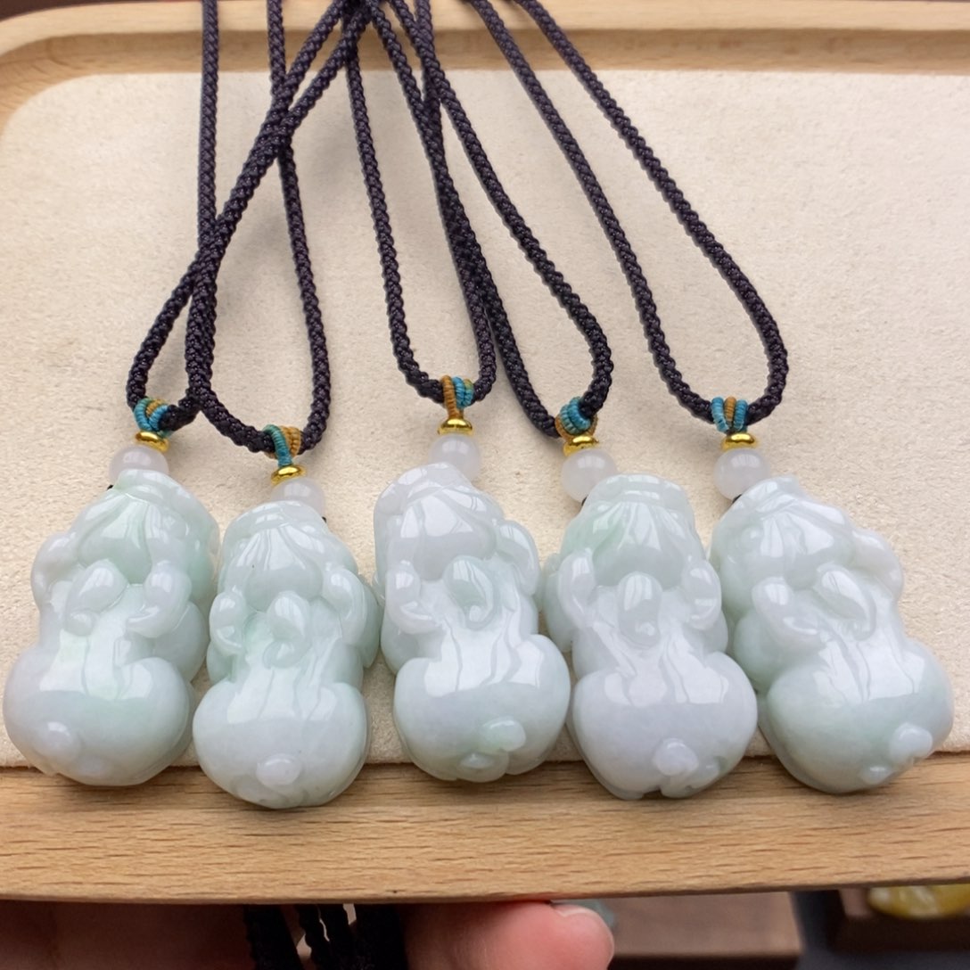 【闪购商品】颈饰未镶嵌翡翠发其一