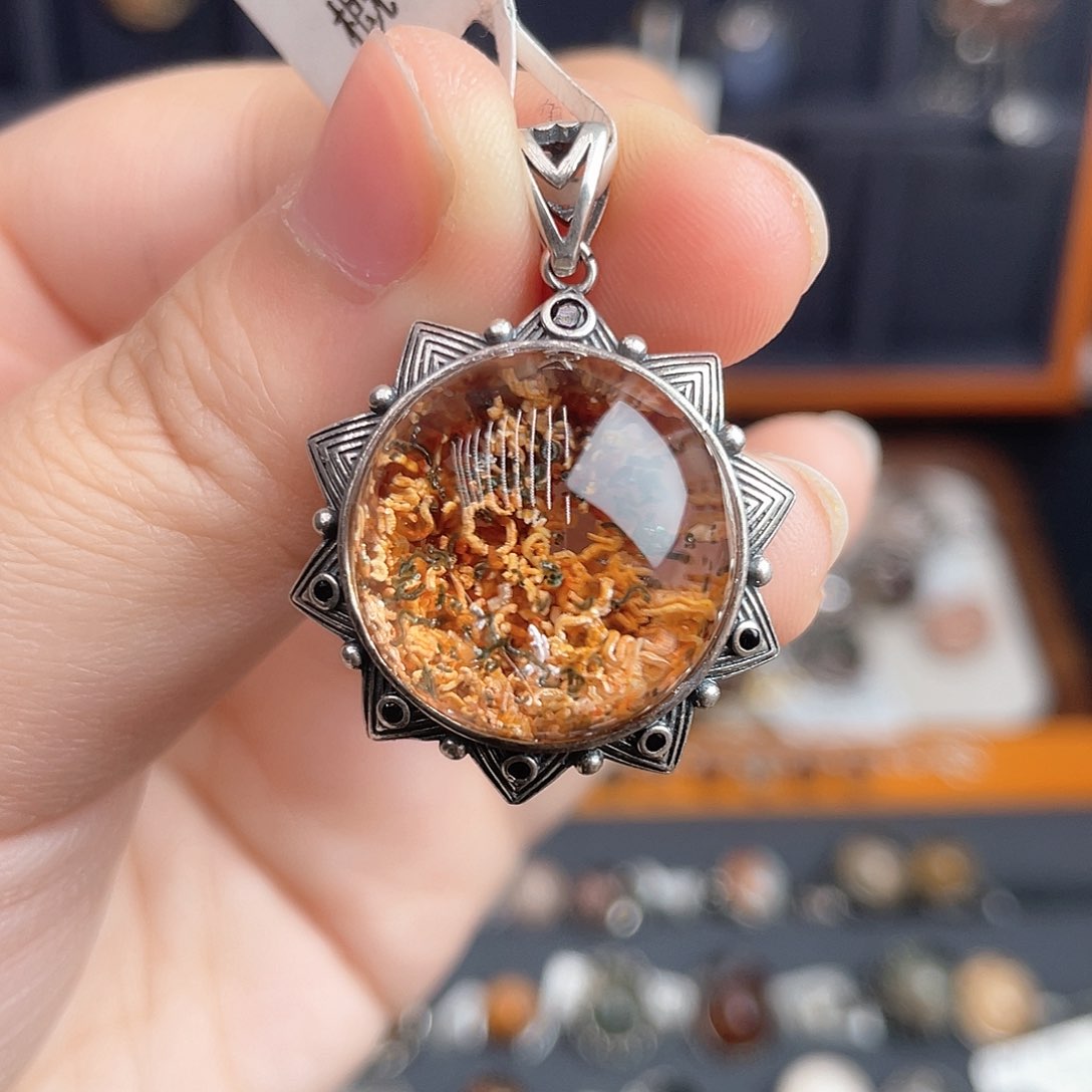 水晶颈饰银S925镶嵌111111