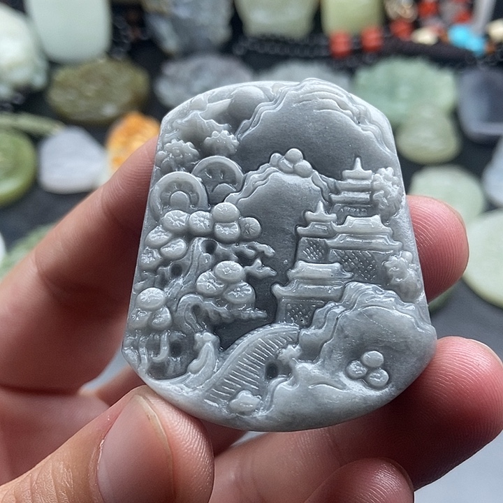 的***6和田玉未镶嵌颈饰