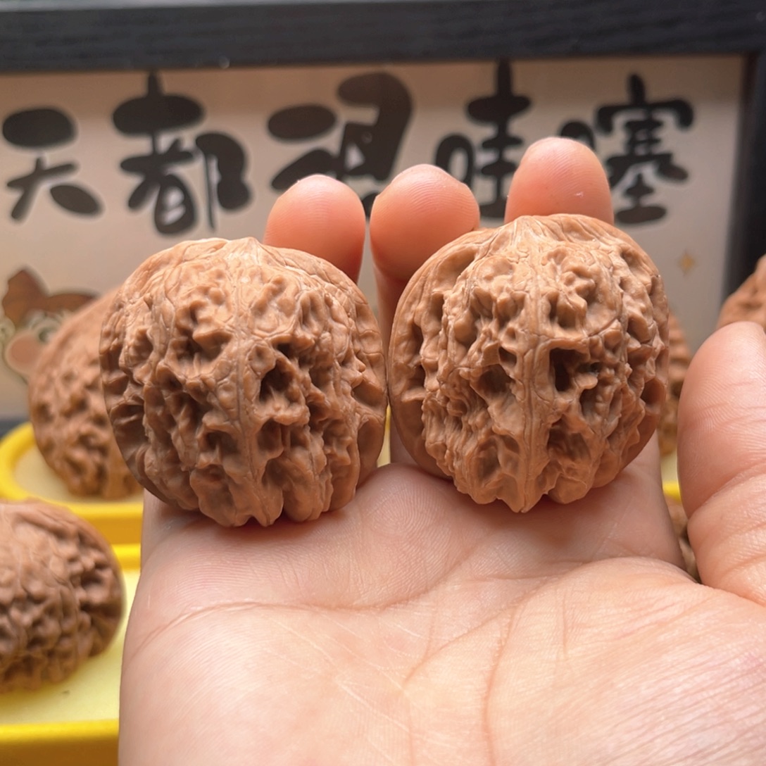 亟***祥吊坠桃核40西北将军膀