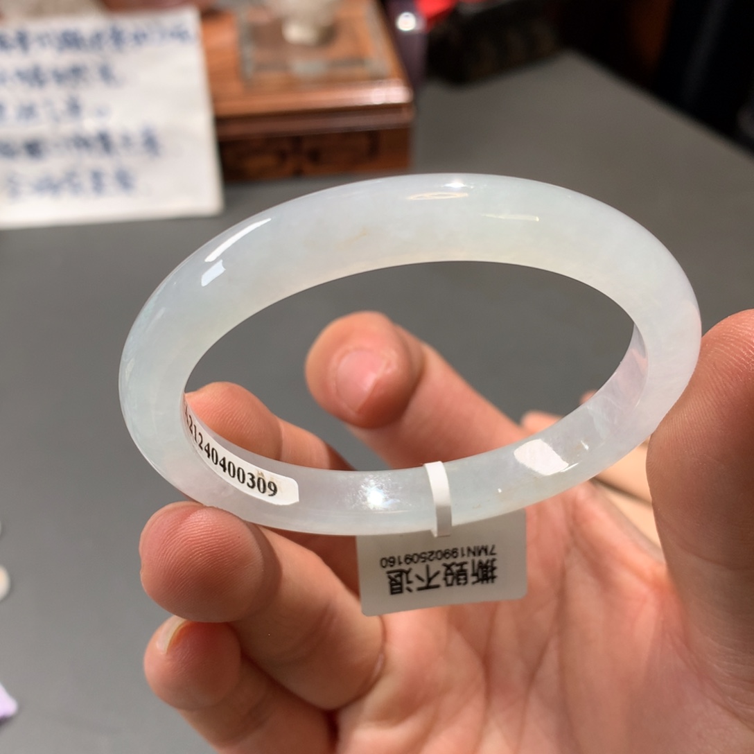 翡翠手镯未镶嵌53.6贵妃