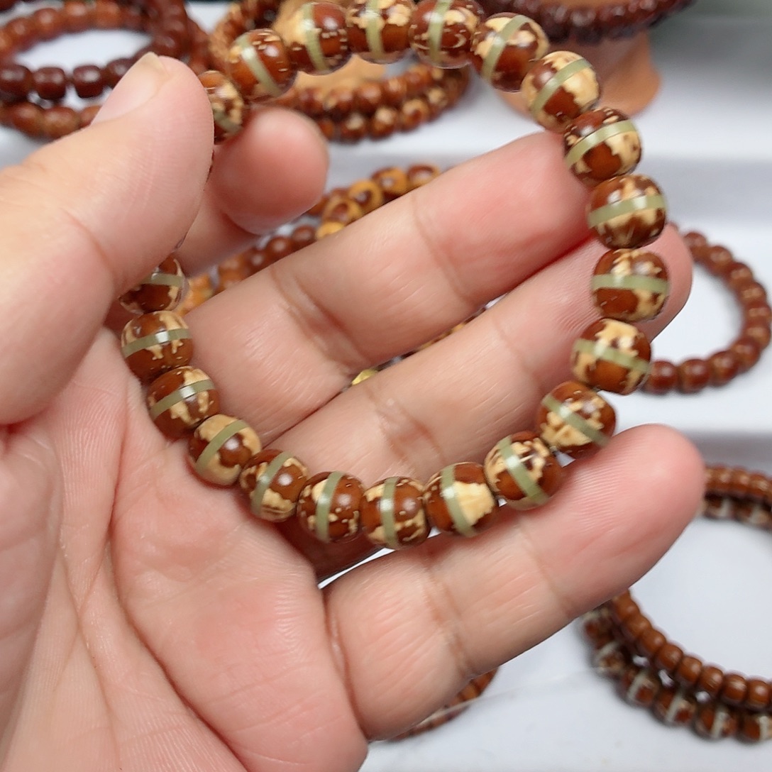 手串紫金鼠一线天汉堡