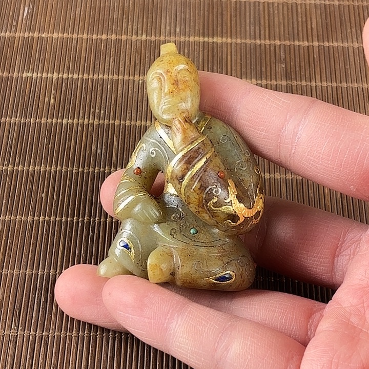 清***老和田玉未镶嵌挂件