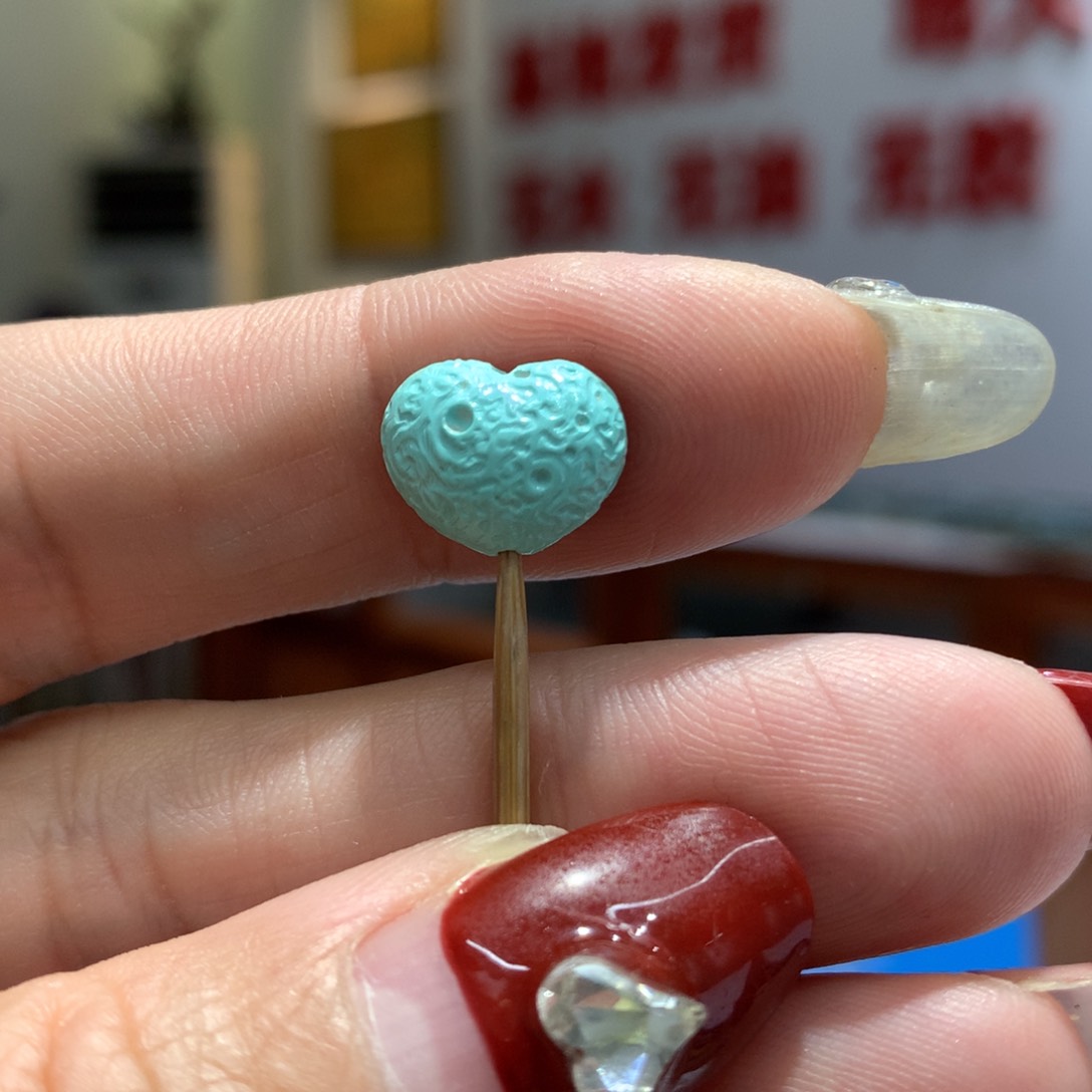 绿松石配饰未镶嵌快*妞