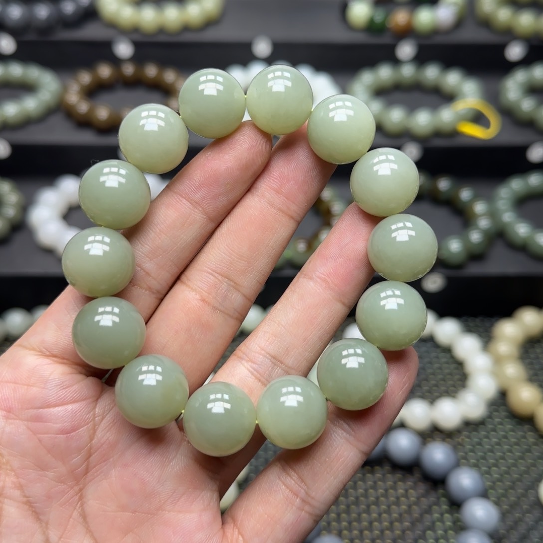 和田玉手链未镶嵌且末蓝