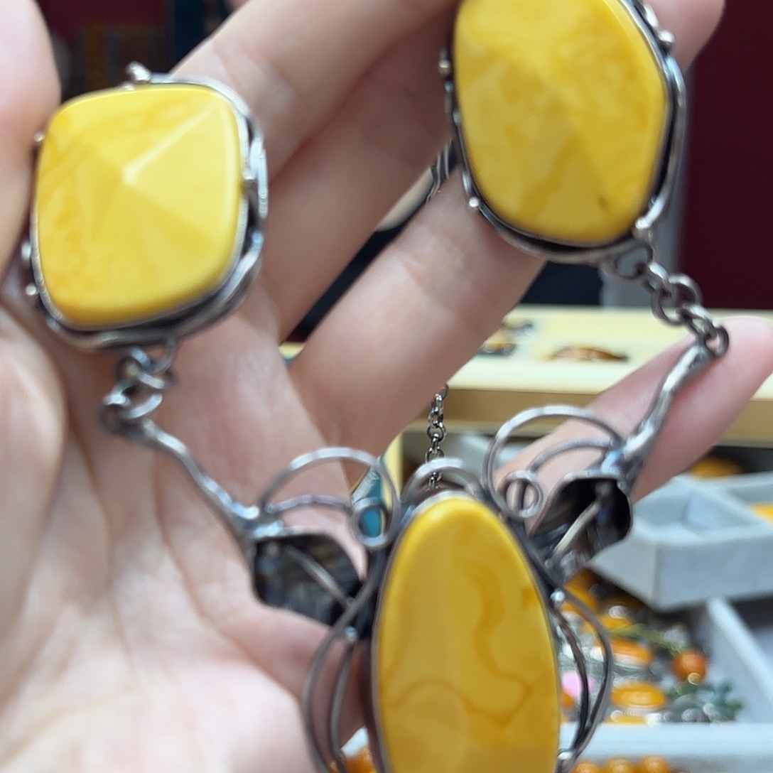 未镶嵌颈饰蜜蜡项链