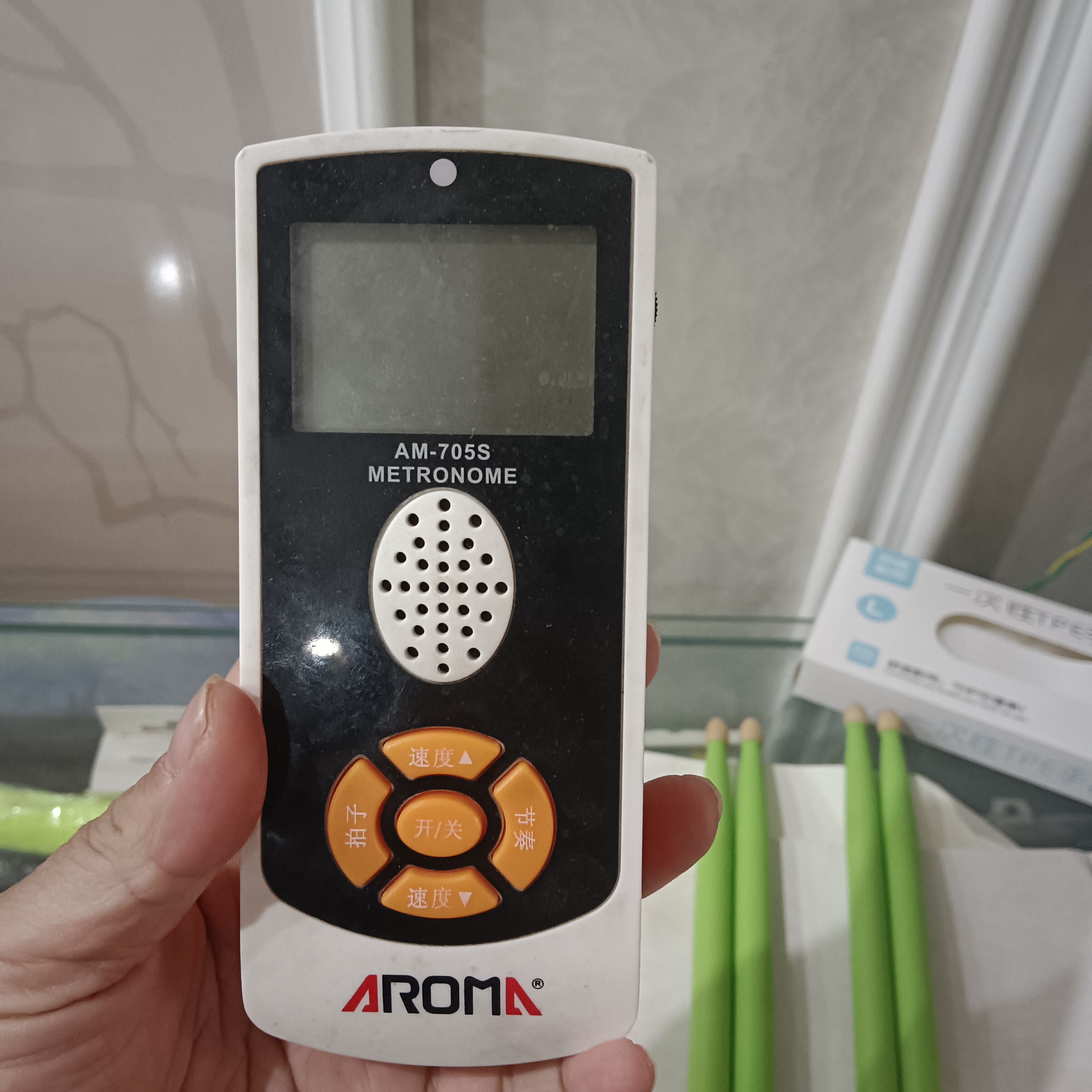 充电电子节拍器钢琴吉他古筝架子鼓乐器通用考级专用