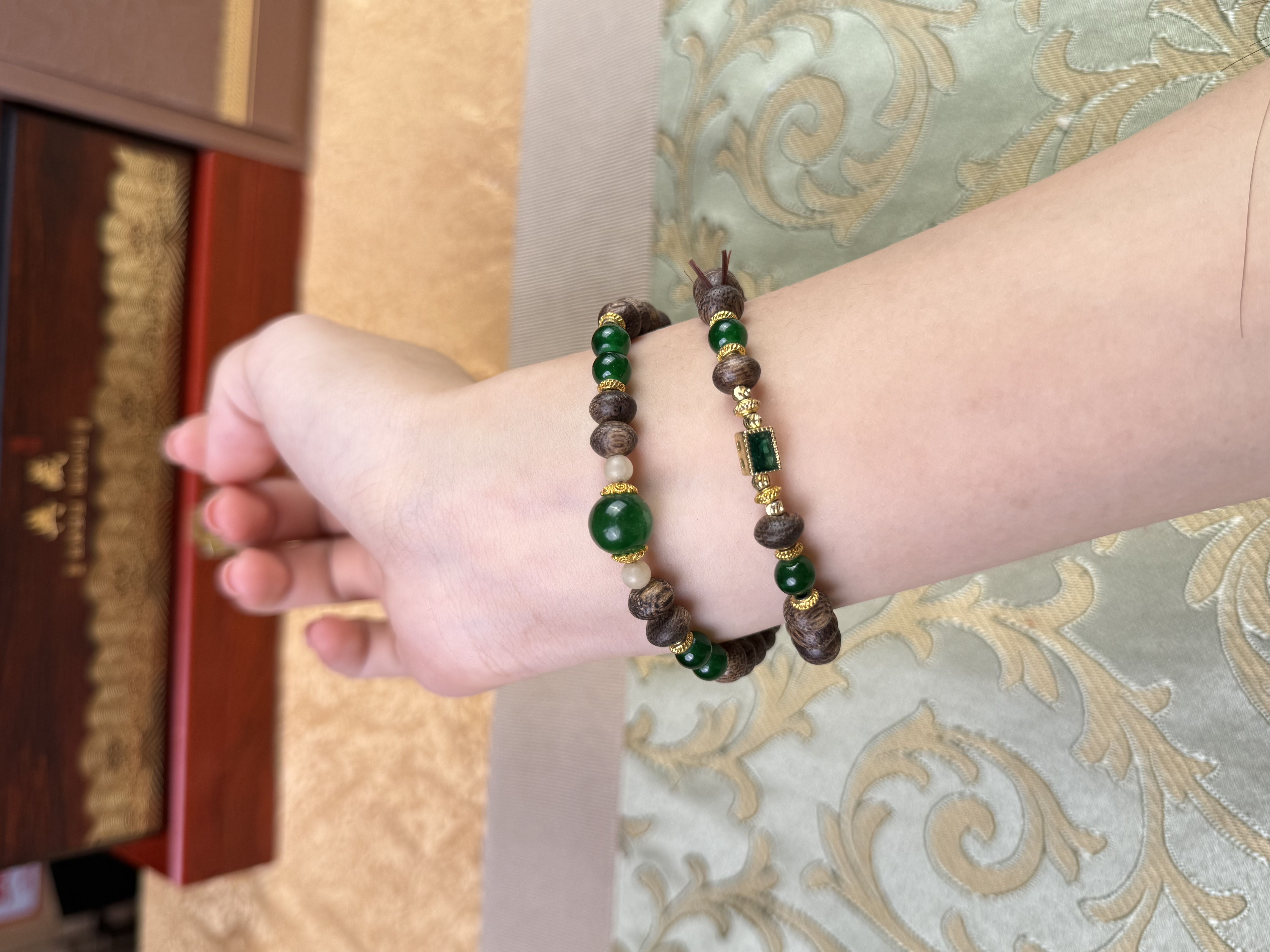 精品手串D005绿珠香木无礼盒无证书