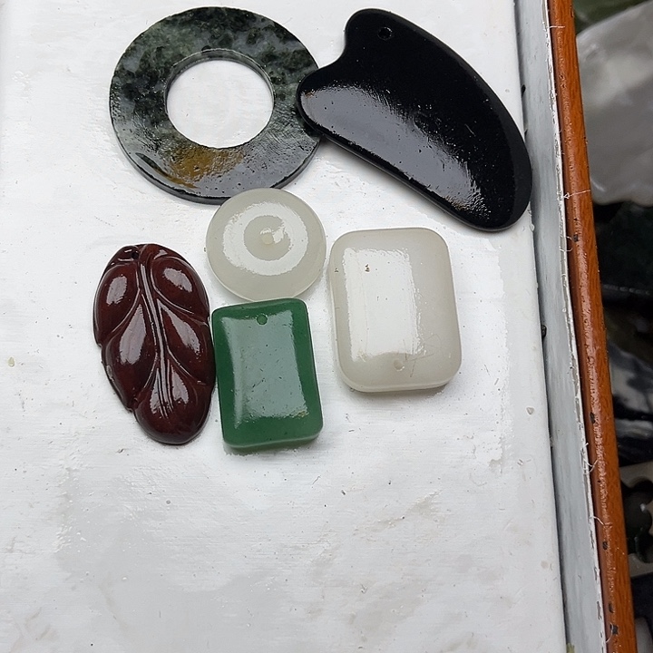 未镶嵌和田玉珠宝奇石