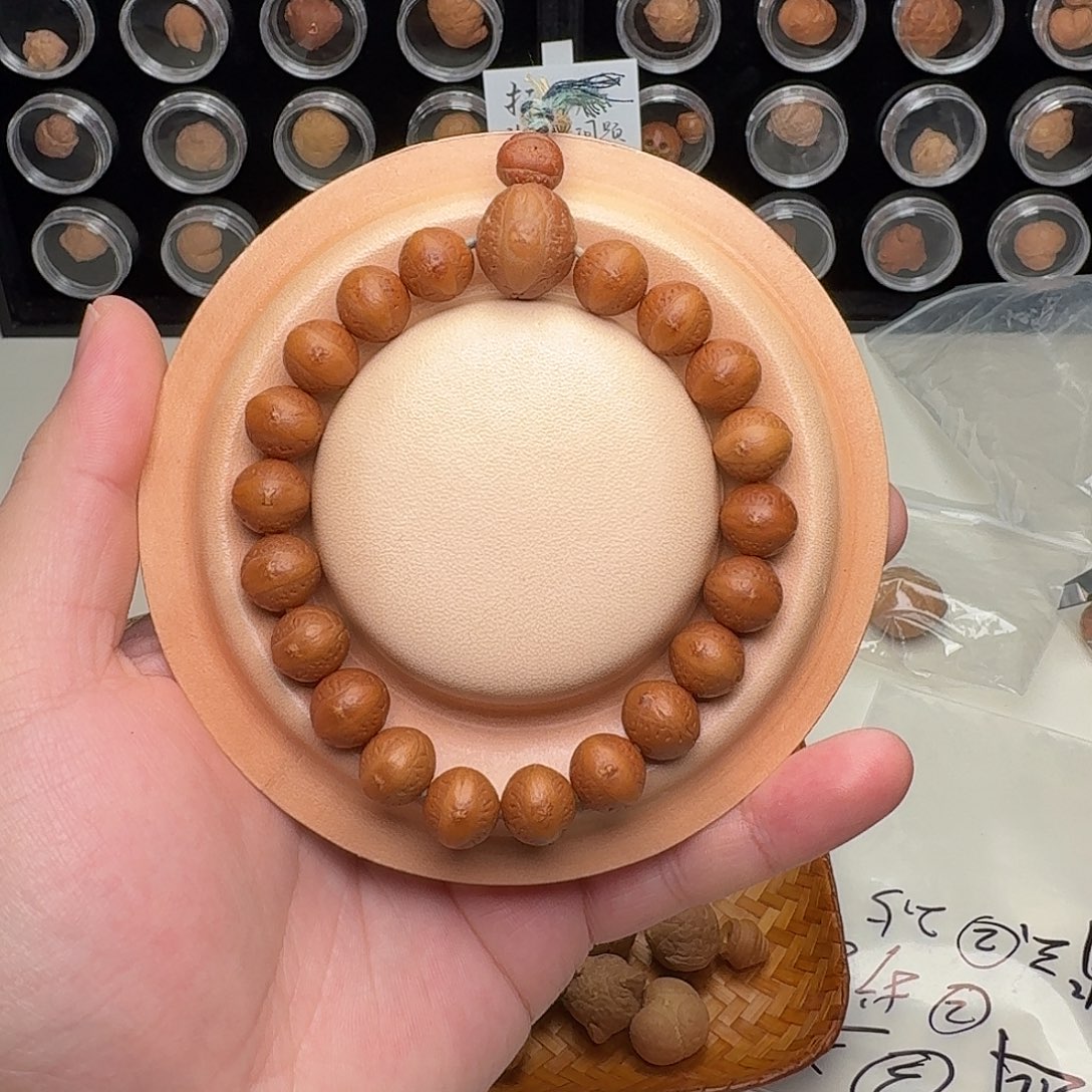 吊坠凤眼菩提小灯泡