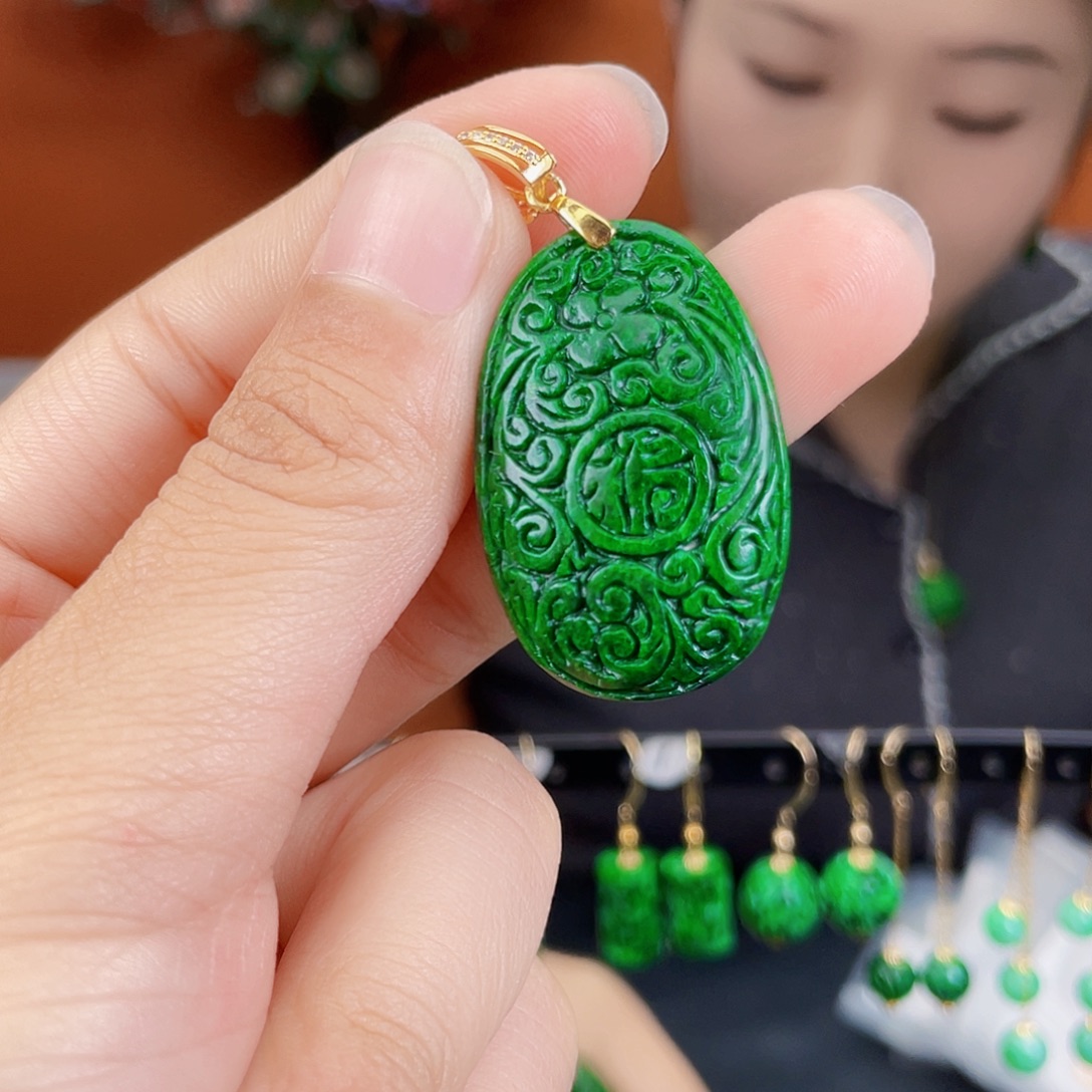 翡翠未镶嵌耳饰饰品