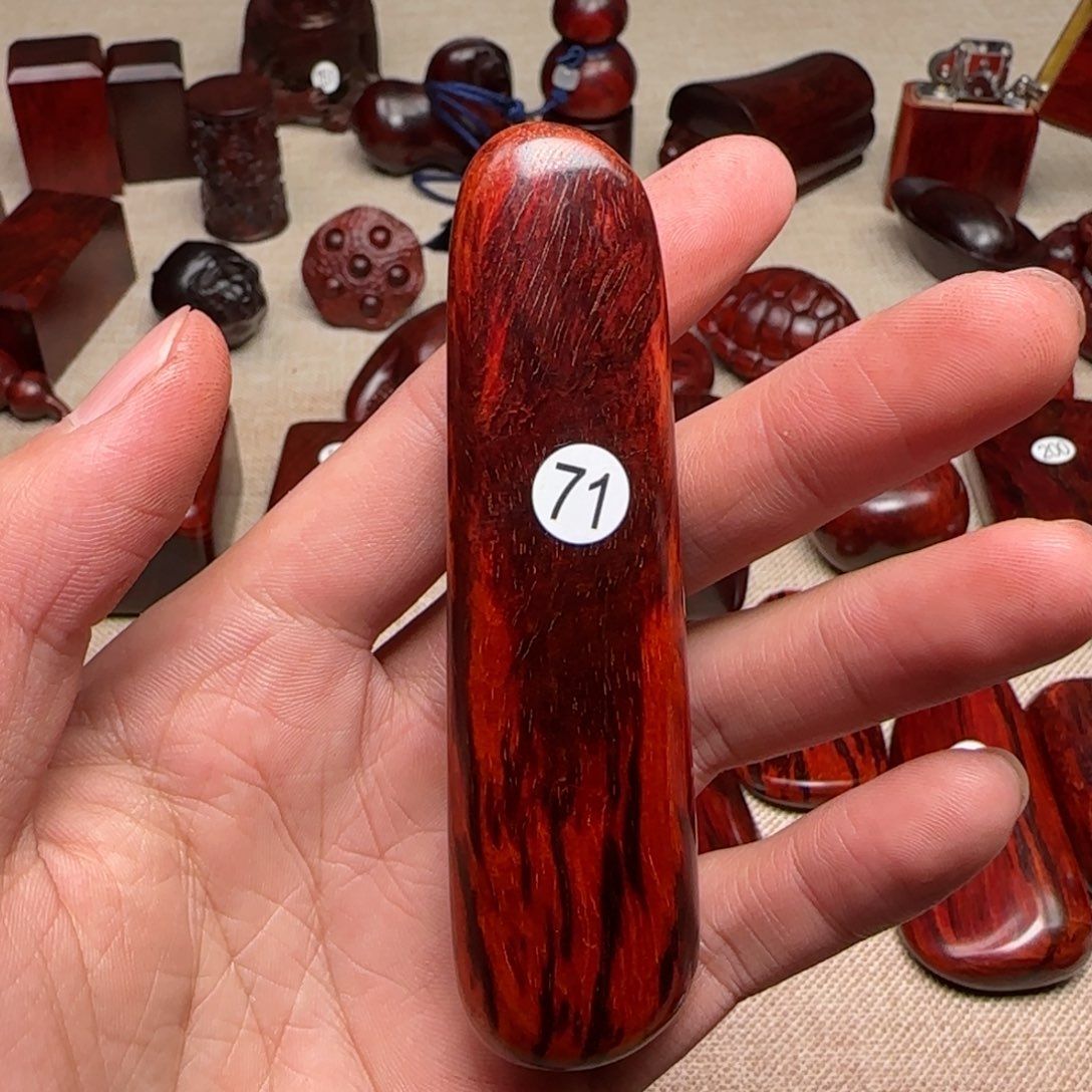 檀香紫檀（小叶紫檀）K***陆