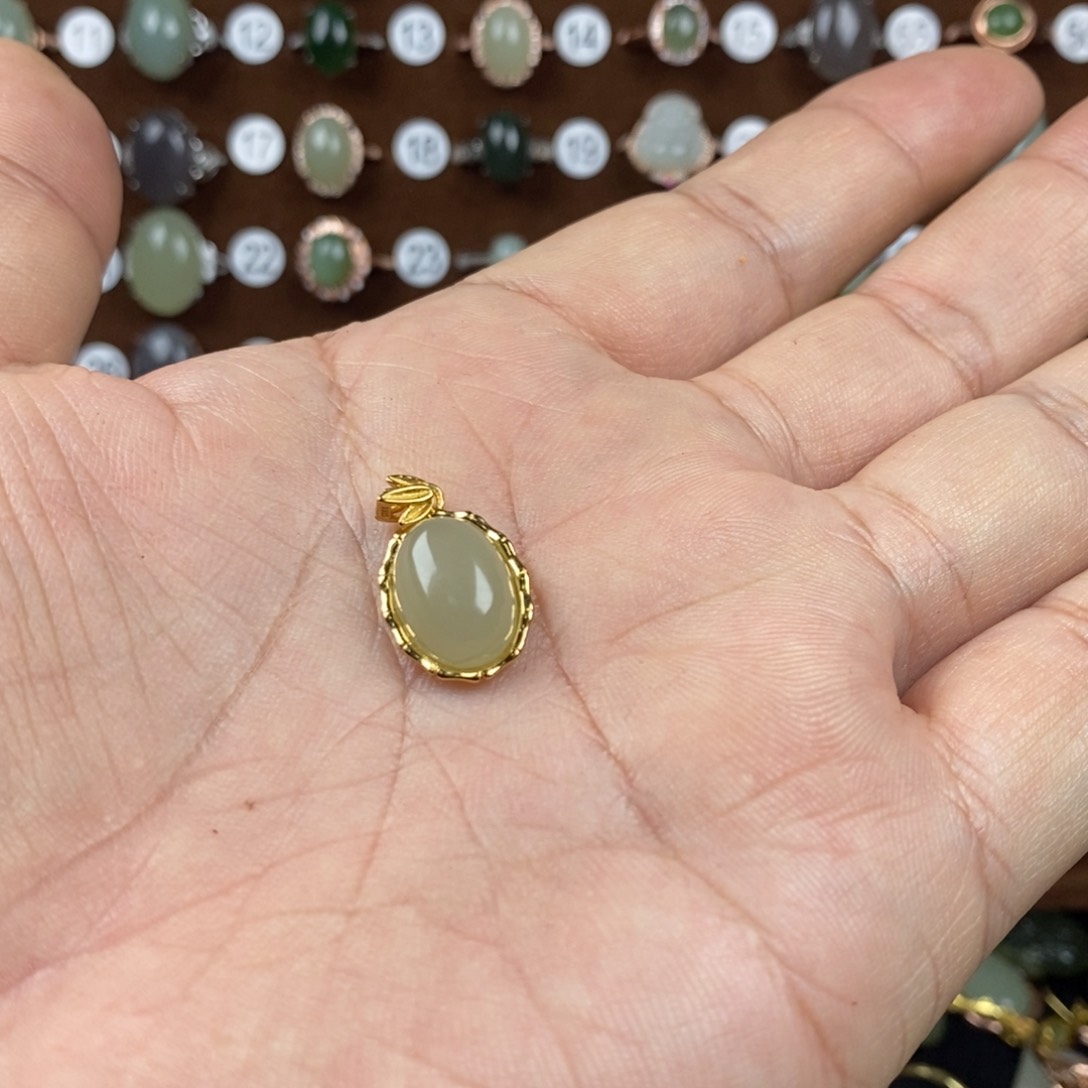 和田玉（青白玉）戒指银S925镀金镶嵌