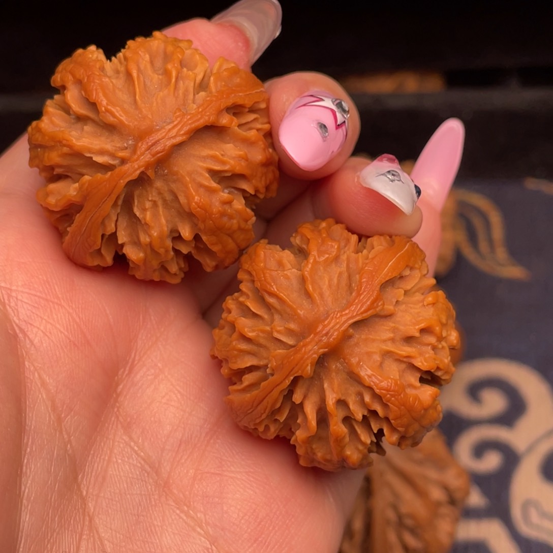 文玩核桃把件33号车