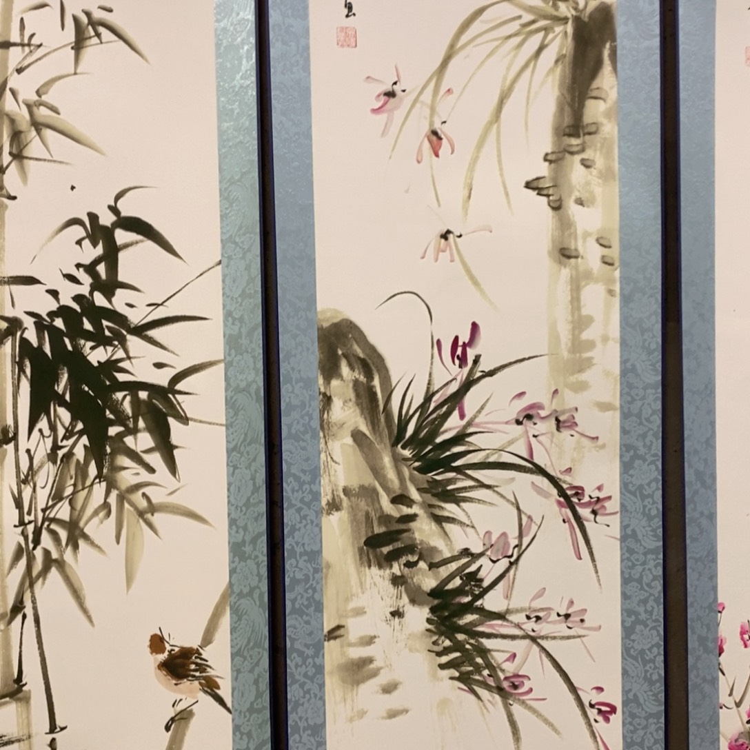 我们在这里吃饭吧