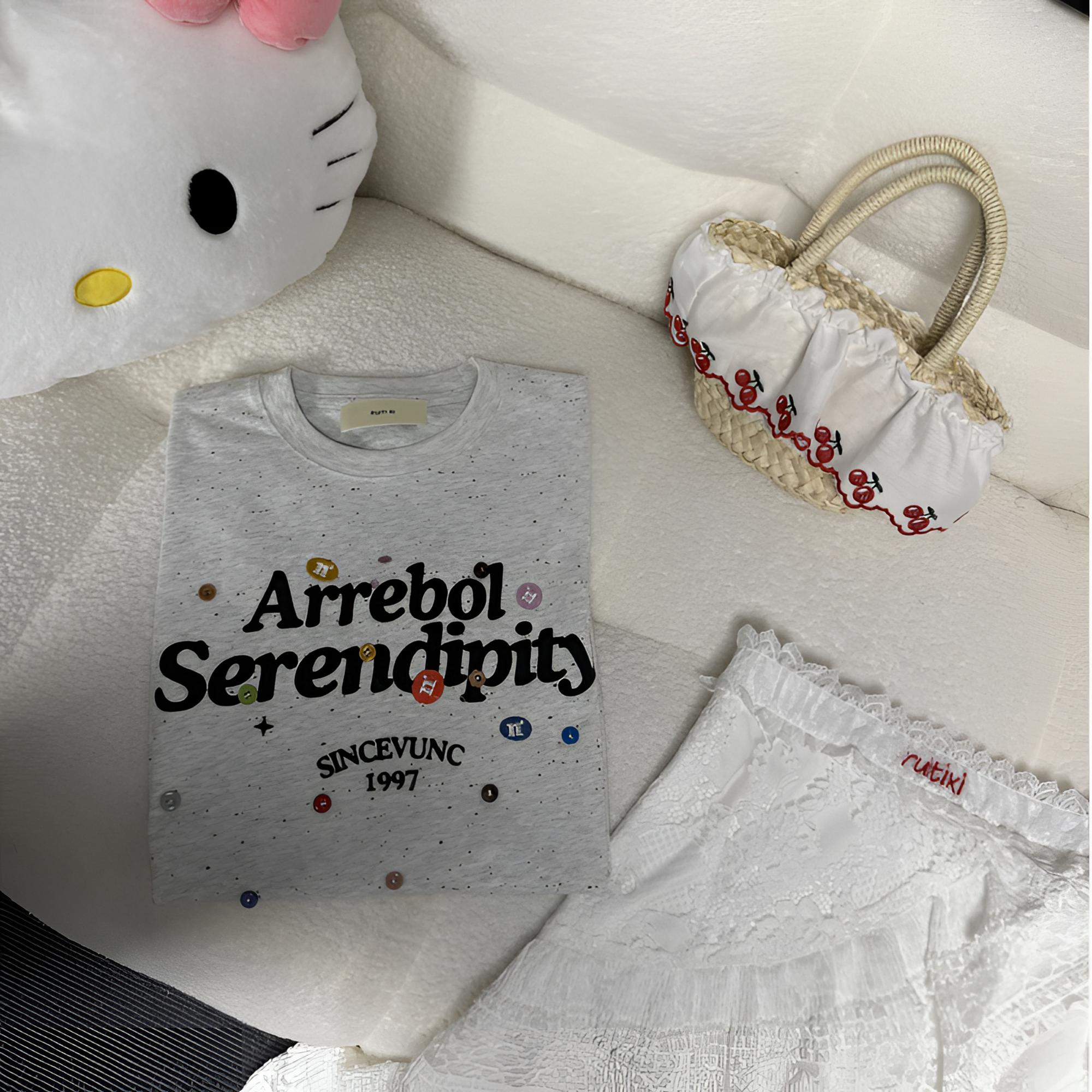 BLX--8033（深圳南油出品）新款小众设计款字母刺绣上衣ins夏季