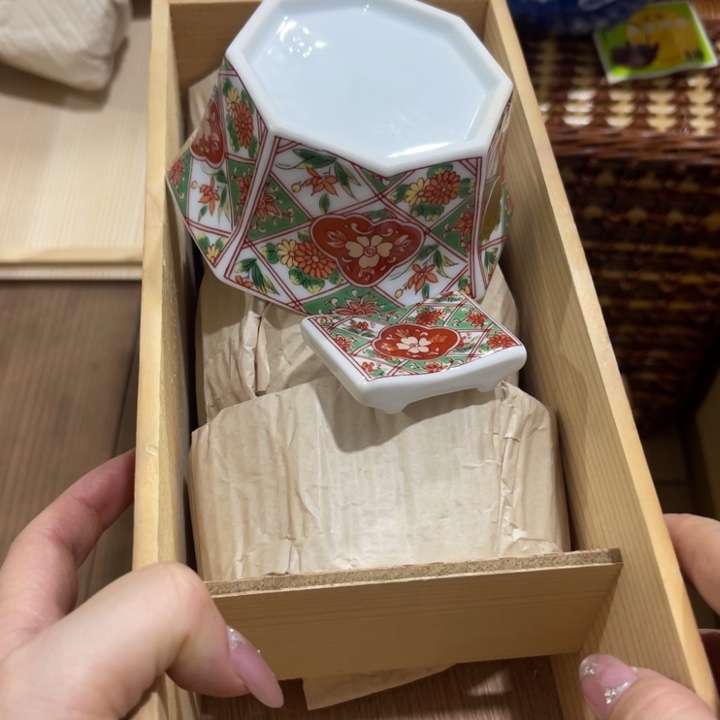 摆件哈哈哈哈哈哈哈哈哈哈哈