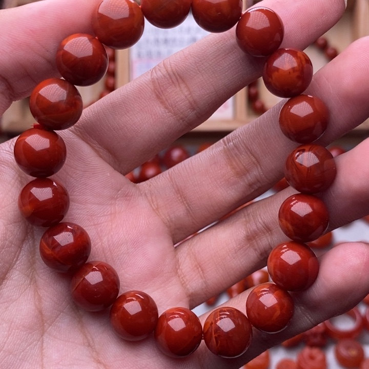 南红玛瑙配饰未镶嵌