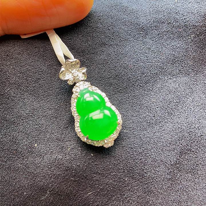 翡翠颈饰18K金镶嵌上新