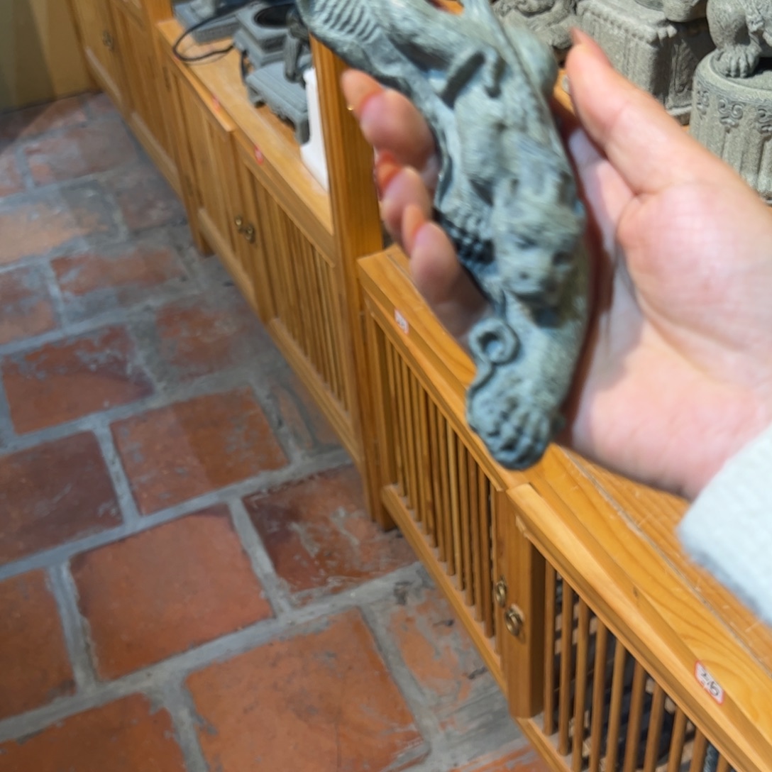 J***道石材貔貅镇纸摆件