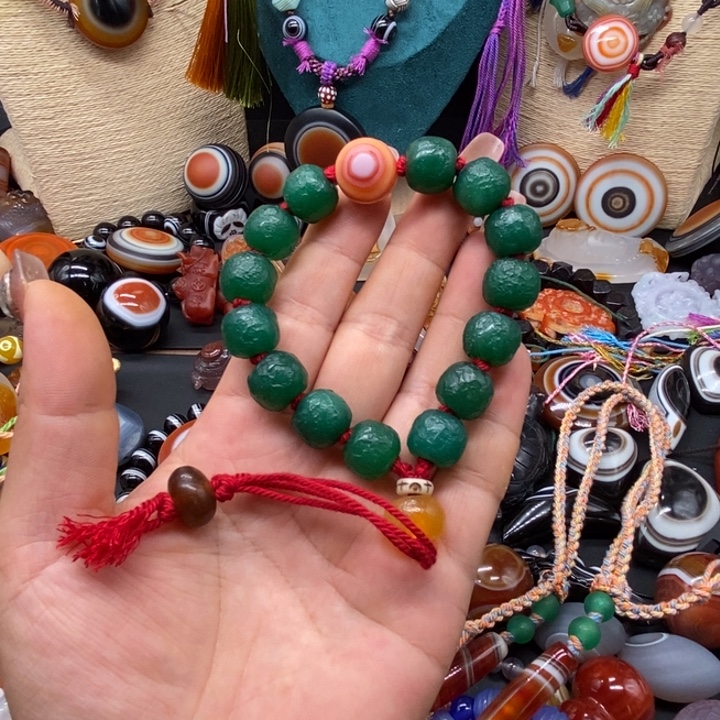 来***者玛瑙/玉髓手链未镶嵌