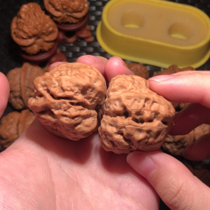 爱***旭文玩核桃把件蛤蟆
