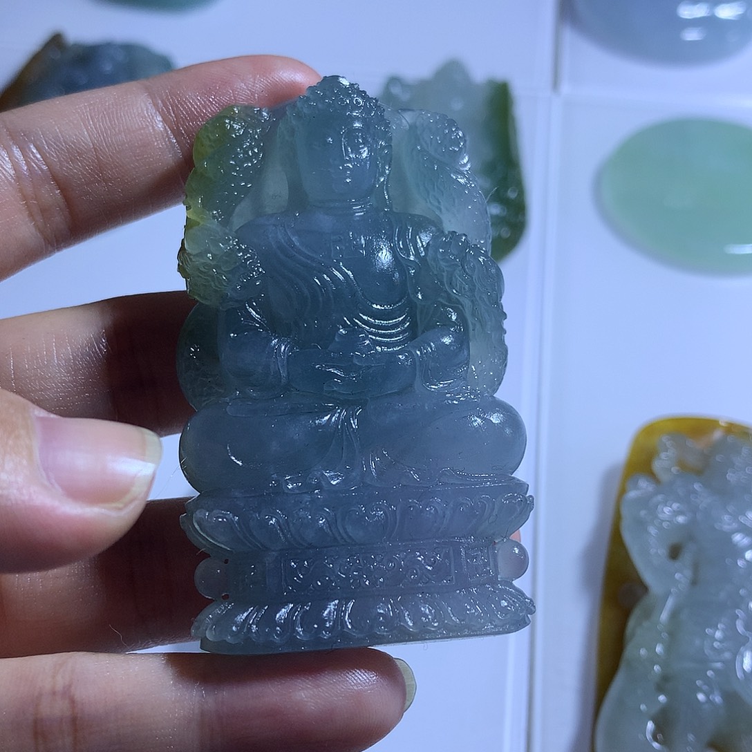 定制翡翠未镶嵌翡翠