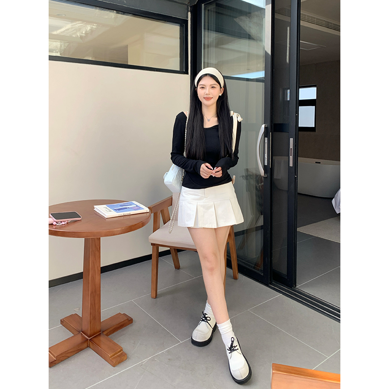 【百搭公式】甜辣多多2025年春季 斜纹赛莱尔高密TR下摆褶半身裙女