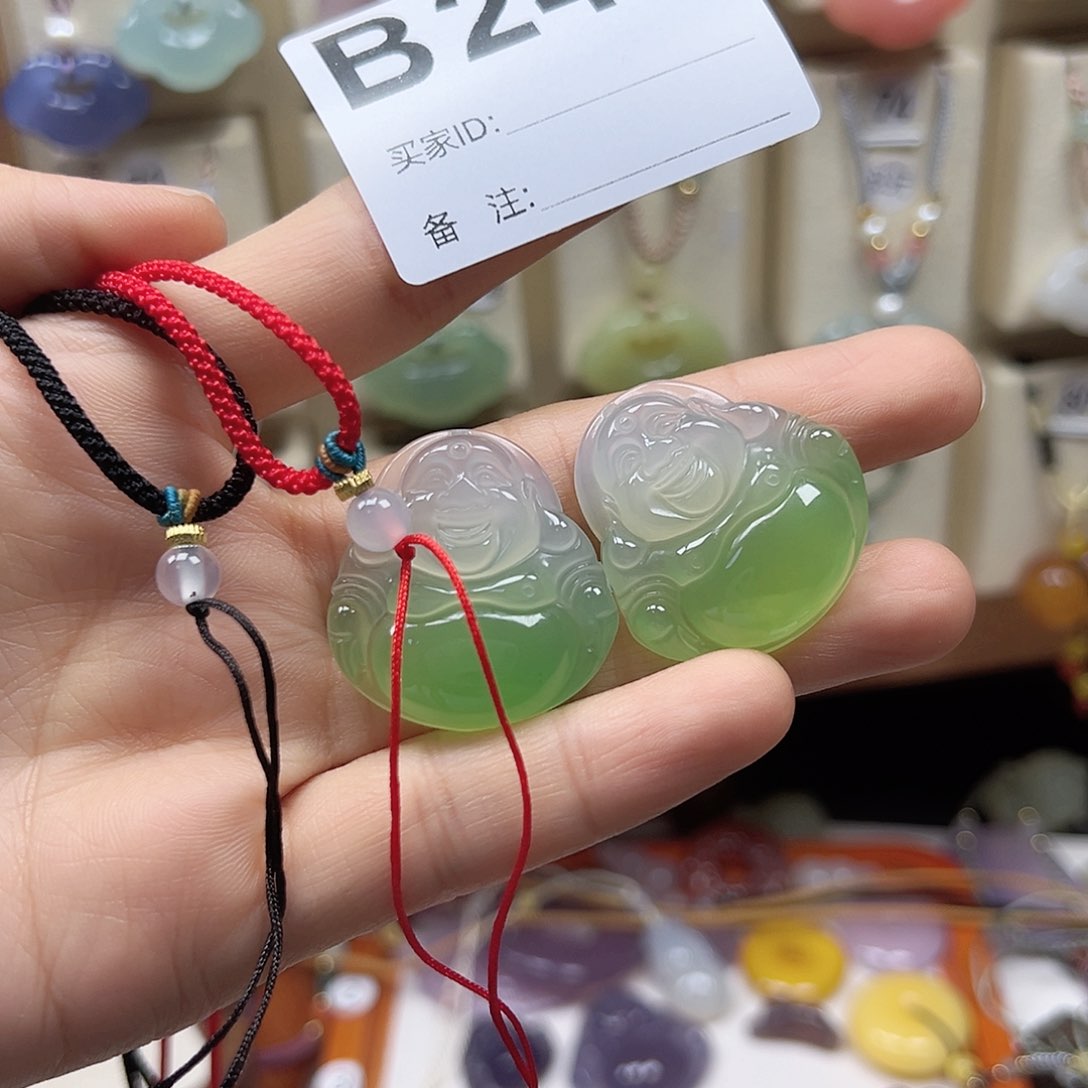 玛瑙/玉髓颈饰合金月****~