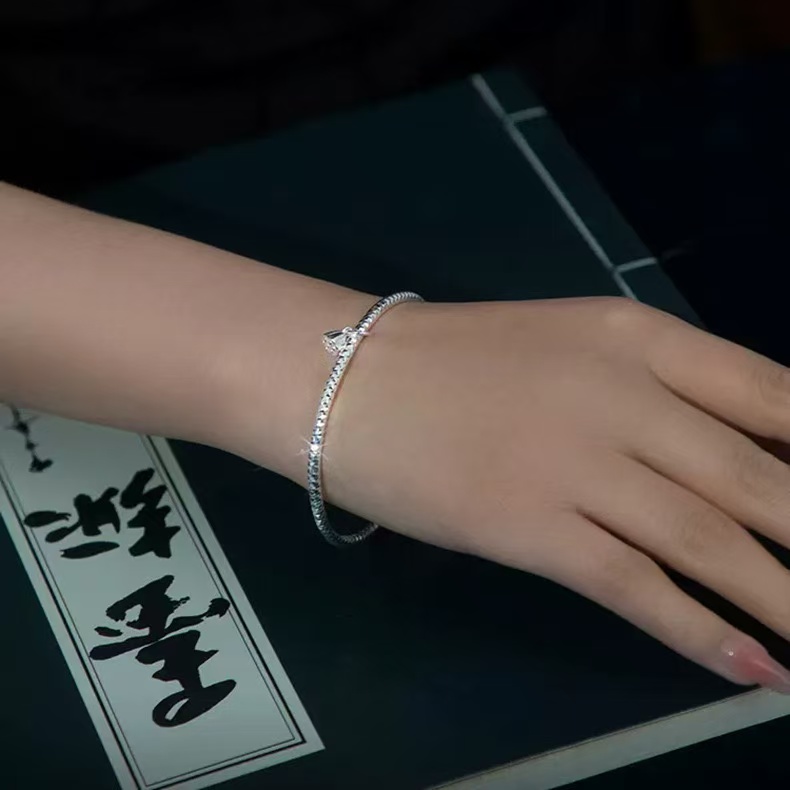 足银手镯 足银s9999 莲蓬开口手镯