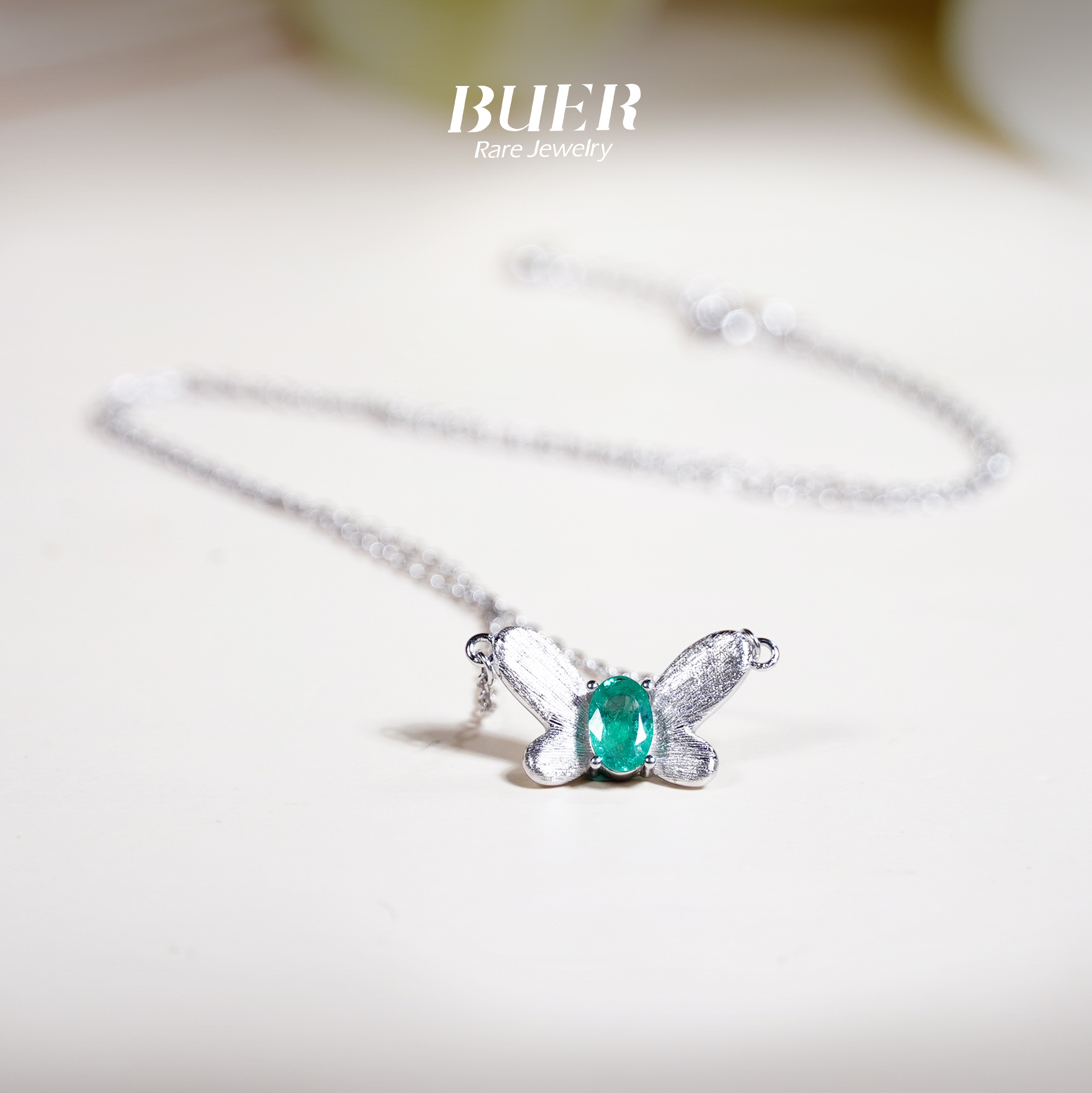 【不二】祖母绿银镶蝴蝶项链