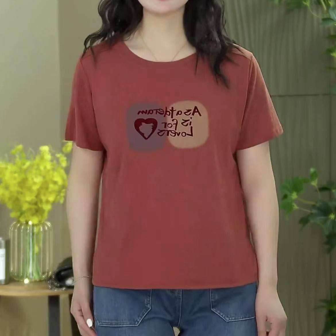 2025新款夏季短袖妈妈装大码显瘦遮肉休闲百搭纯色圆领T恤女