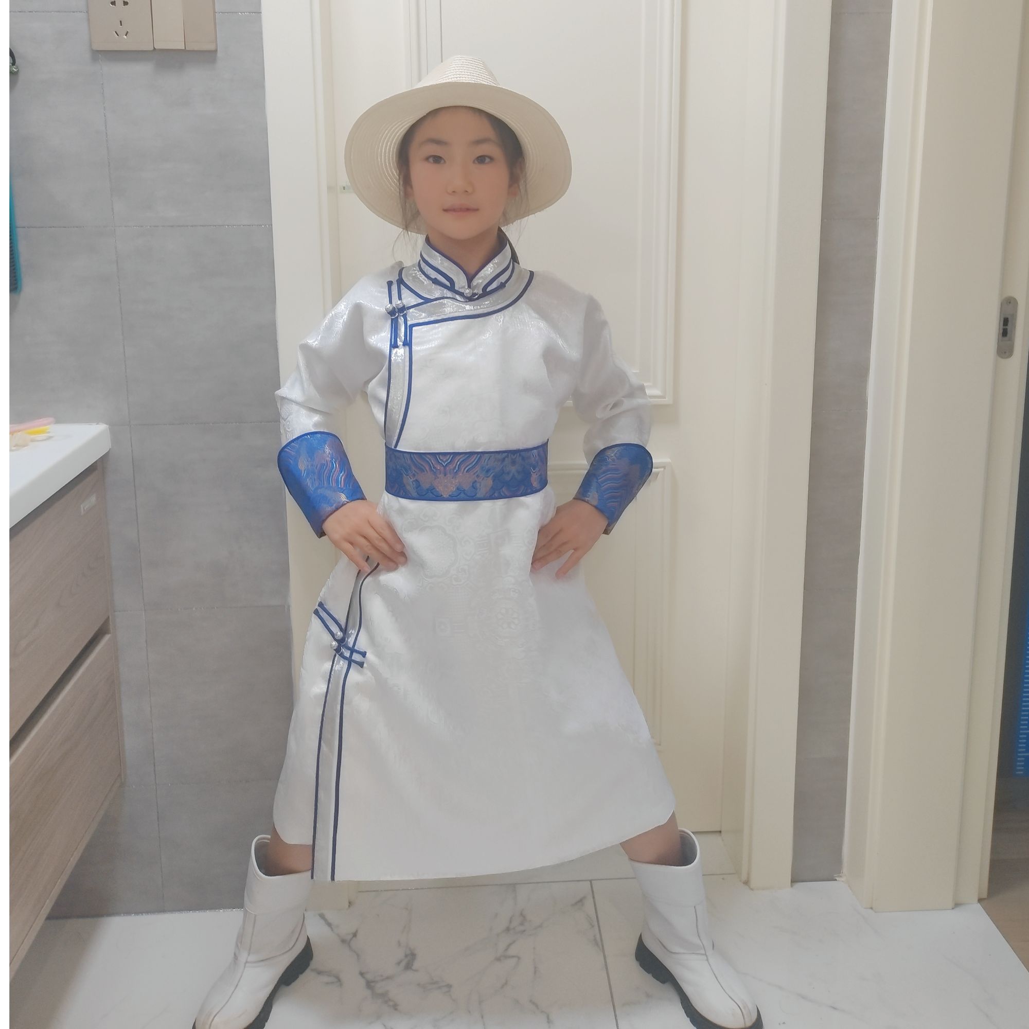 女传统蒙古袍礼服