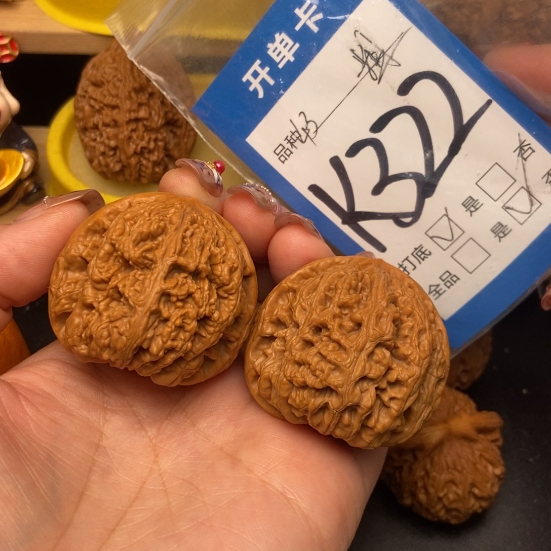 桃核吊坠核桃粗筋